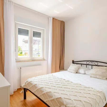 With Private Swimming Pool Guest house