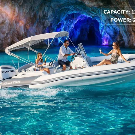 With Private Swimming Pool Pensionat